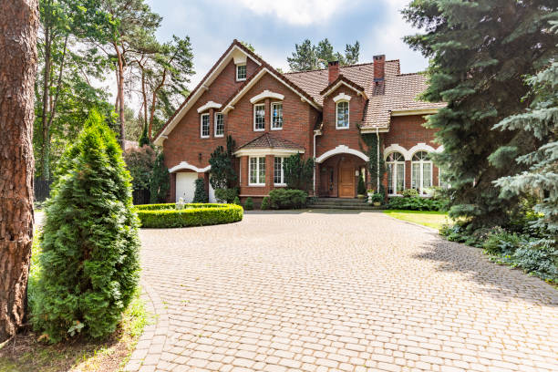 Best Commercial Driveway Pavers  in Lindsay, CA
