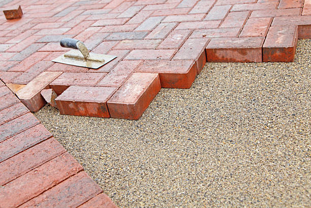 Best Local Driveway Pavers  in Lindsay, CA