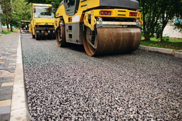 Best Driveway Pavers Near Me  in Lindsay, CA